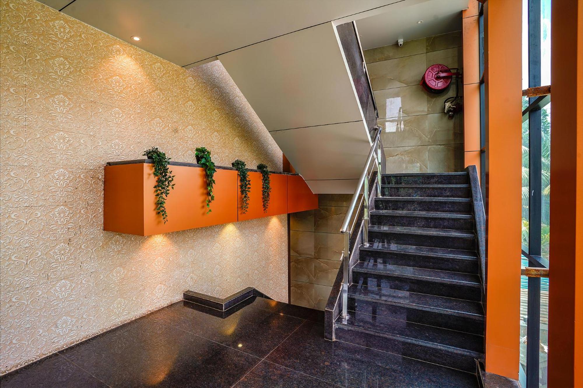 Fabexpress Super 7 Inn - Nr Rabale Station Navi Mumbai Exterior photo
