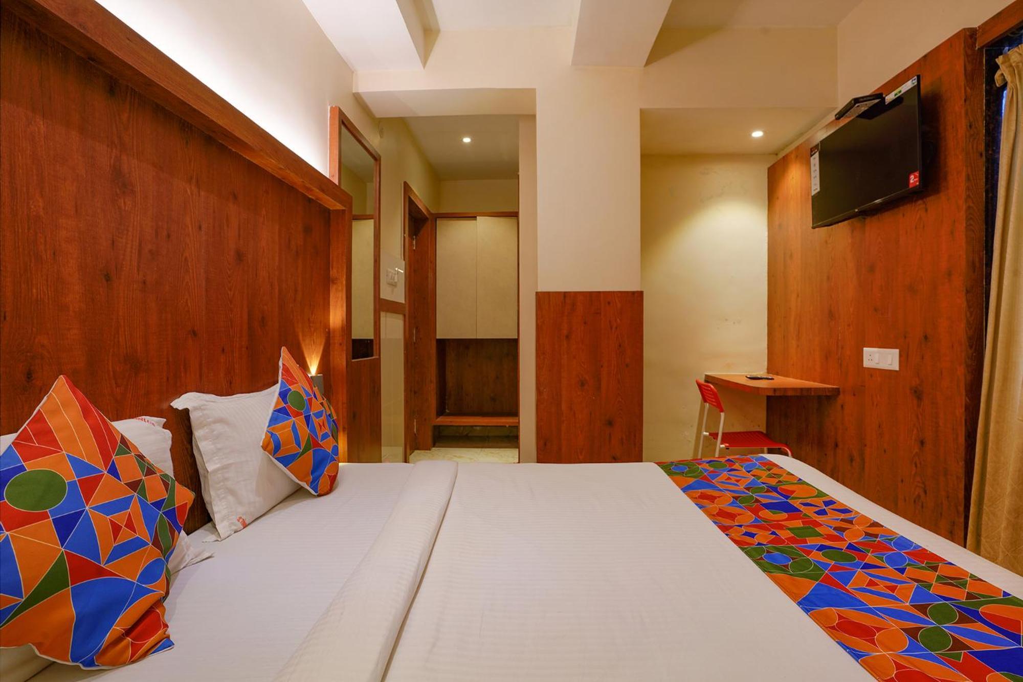 Fabexpress Super 7 Inn - Nr Rabale Station Navi Mumbai Exterior photo